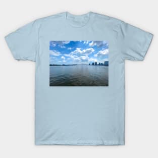 Cruising the Mississippi on the Creole Queen Paddlewheeler T-Shirt